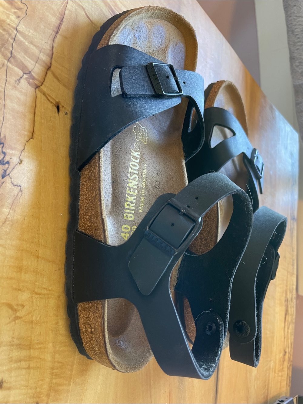 Birkenstock Rio Black Sandals with Adjustable Buckles - Picture 3 of 6